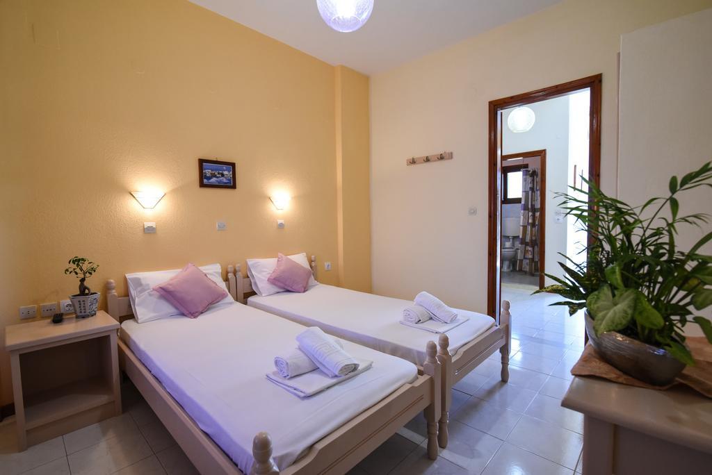 Studios Filippos Skopelos stad Rum bild