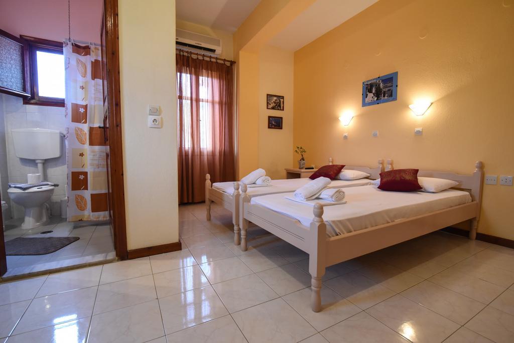 Studios Filippos Skopelos stad Rum bild