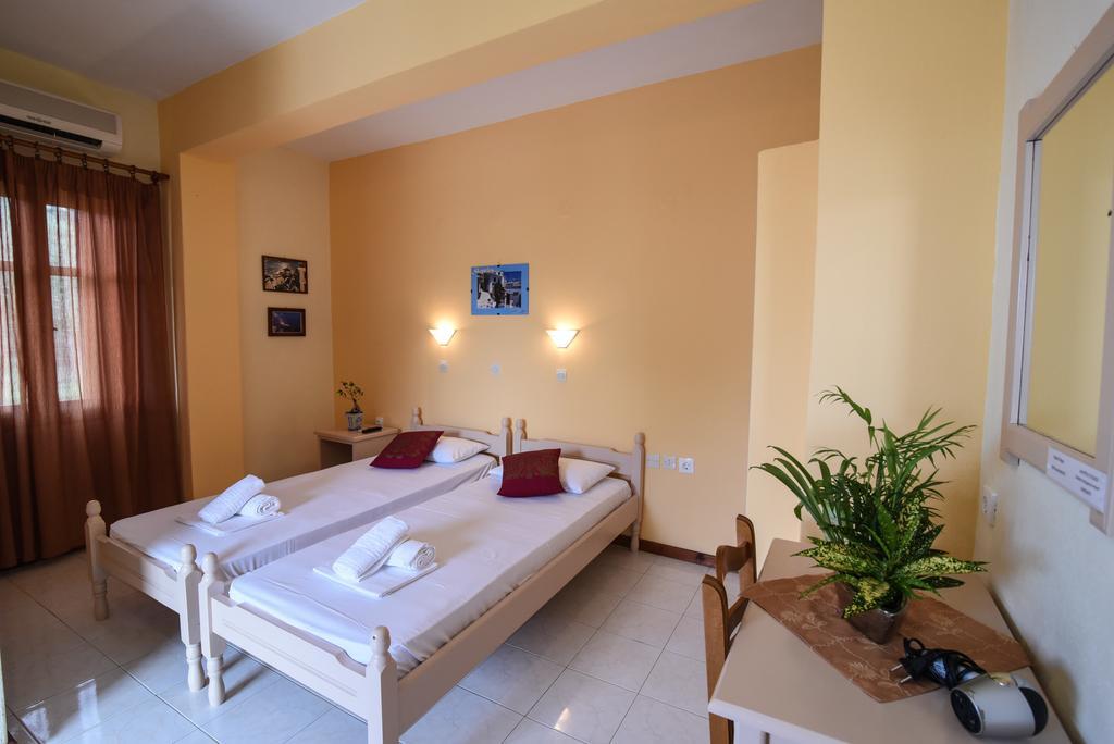 Studios Filippos Skopelos stad Rum bild