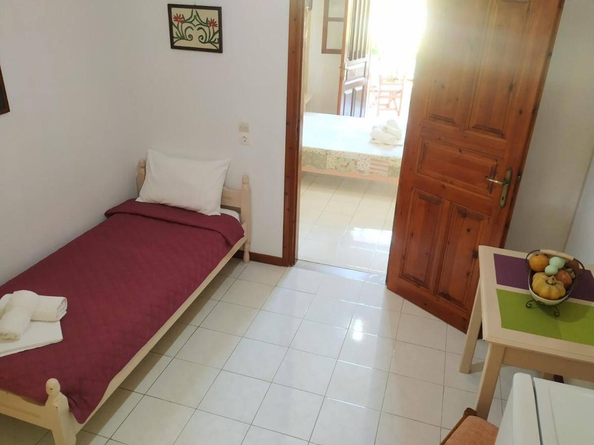 Studios Filippos Skopelos stad Exteriör bild
