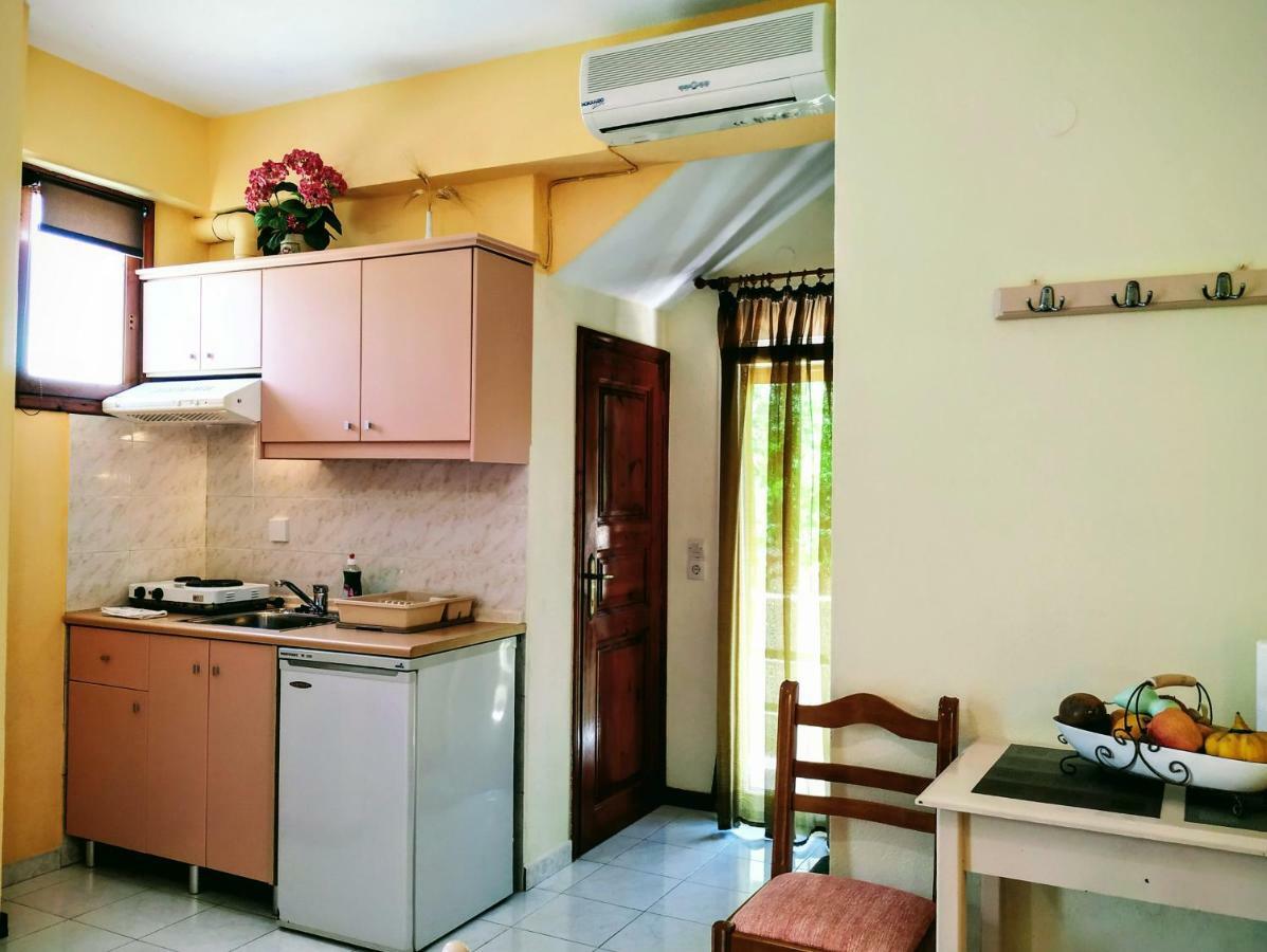 Studios Filippos Skopelos stad Exteriör bild